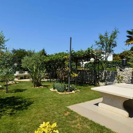 In - Istrien 10996 Апартаменты